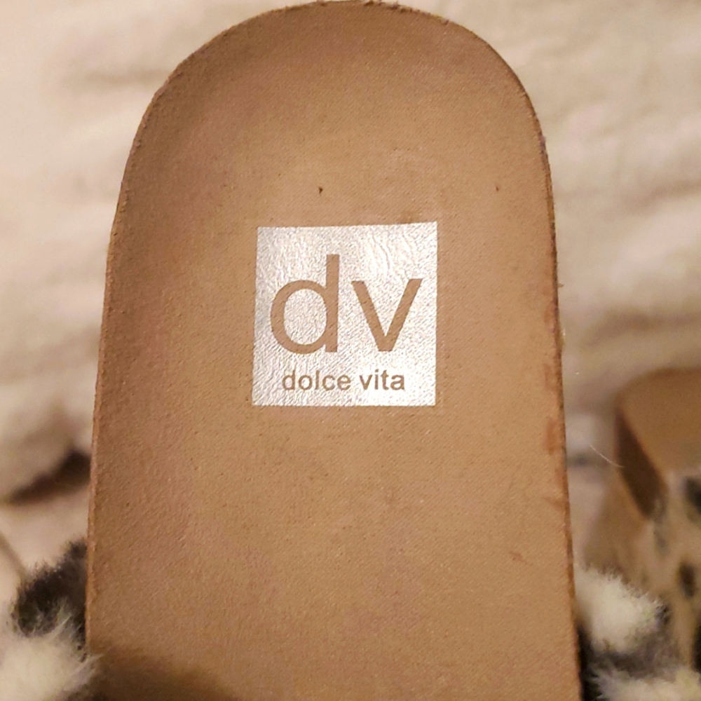 Dolce Vita Women's Faux Fur Leopard Print Platform Sandals - Picture 5 of 8